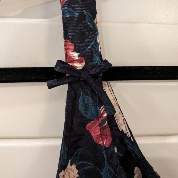 Vintage Silky Lingerie Cacique Slip Dress with Bows (Navy Floral, Size: Small) - Picture 7 of 7